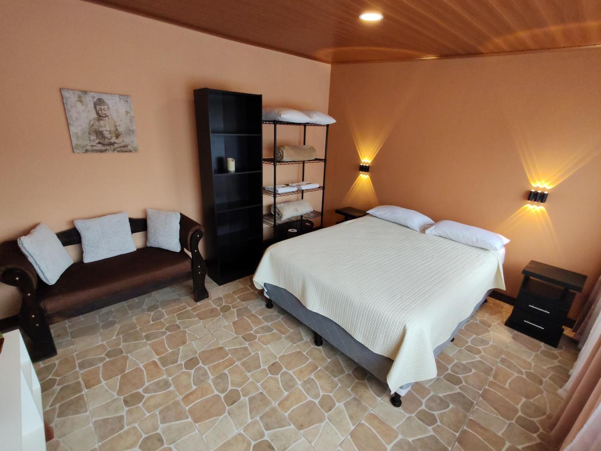 Mi Casa Su Casa Couette-café Monteverde